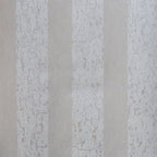 Strepen licht taupe (per rol)